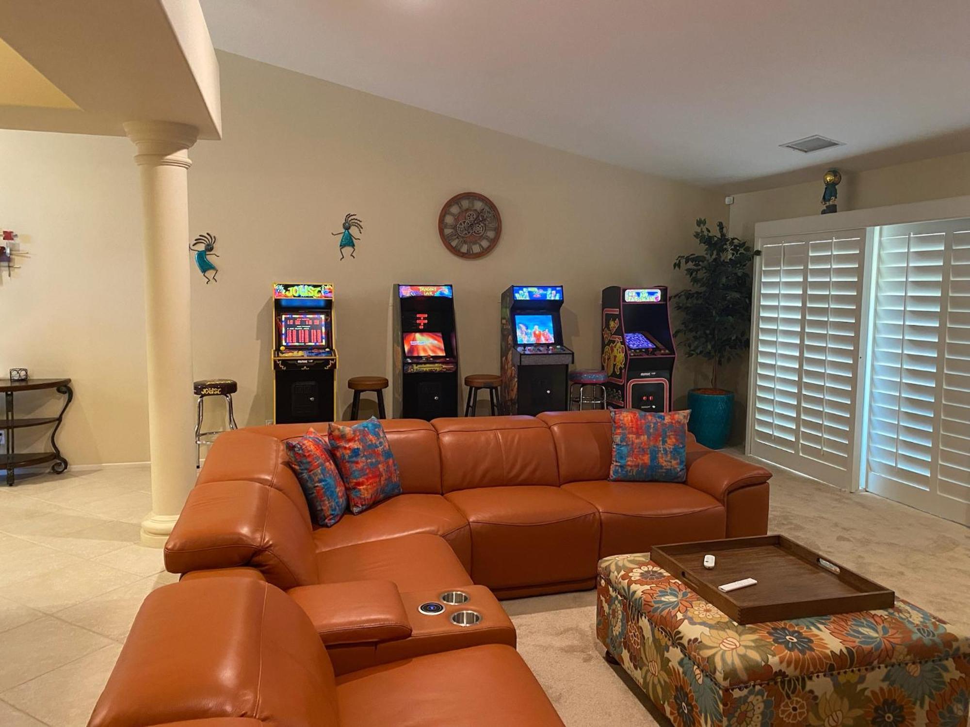 Coachella Chill: Luxury 4Br/4King Paradise Retreat Indio Luaran gambar